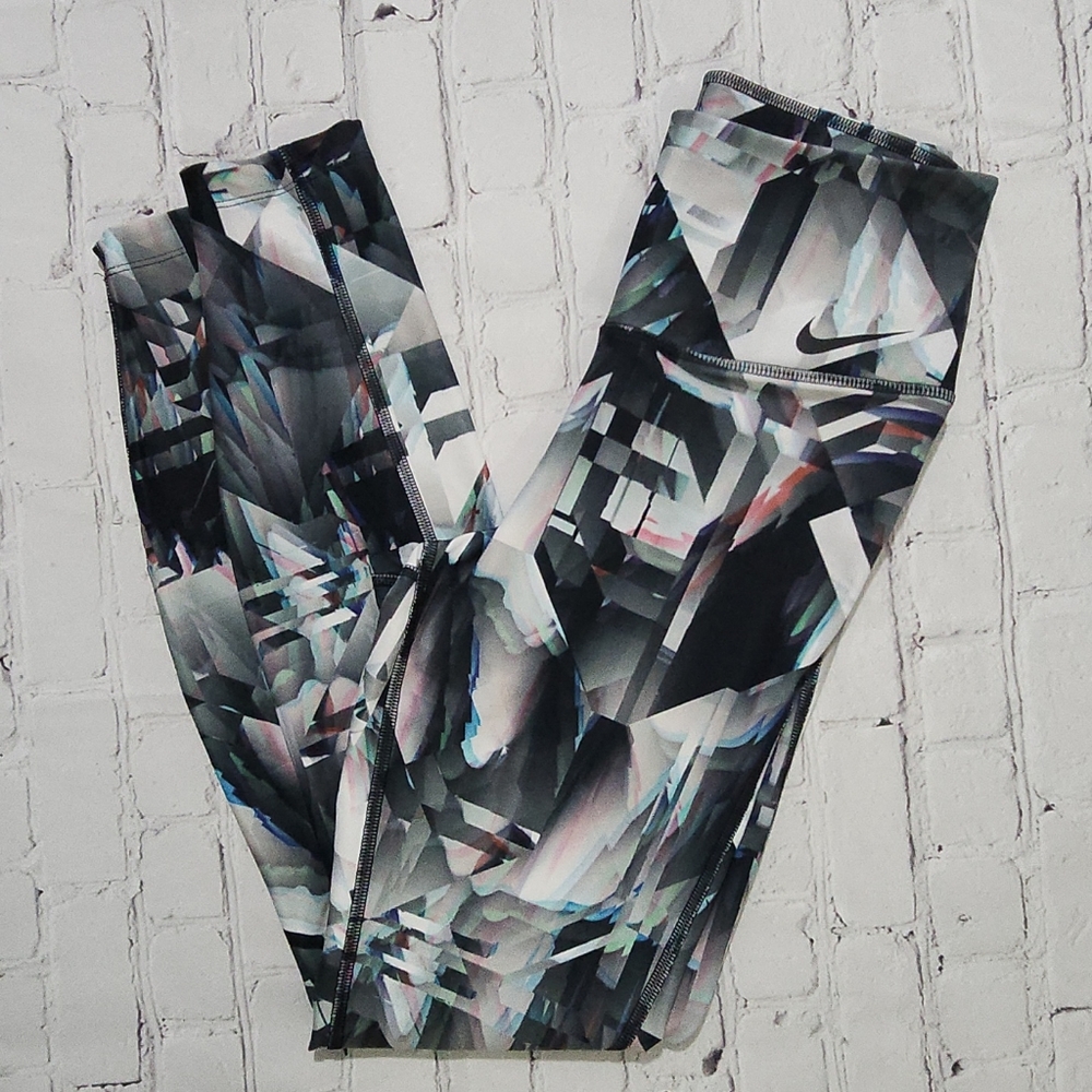 NIKE Dri-Fit Power Legend Botanical Printed Leggings